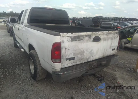 2004 Ford F-150 Heritage Xl/Xlt из США, поврежденный, VIN 2FTRX18W44CA19506